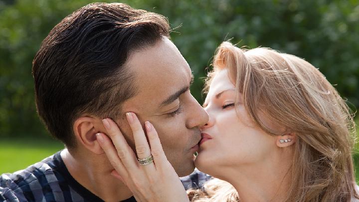 如何照顾女性的卵巢?为什么女性会有更年期?